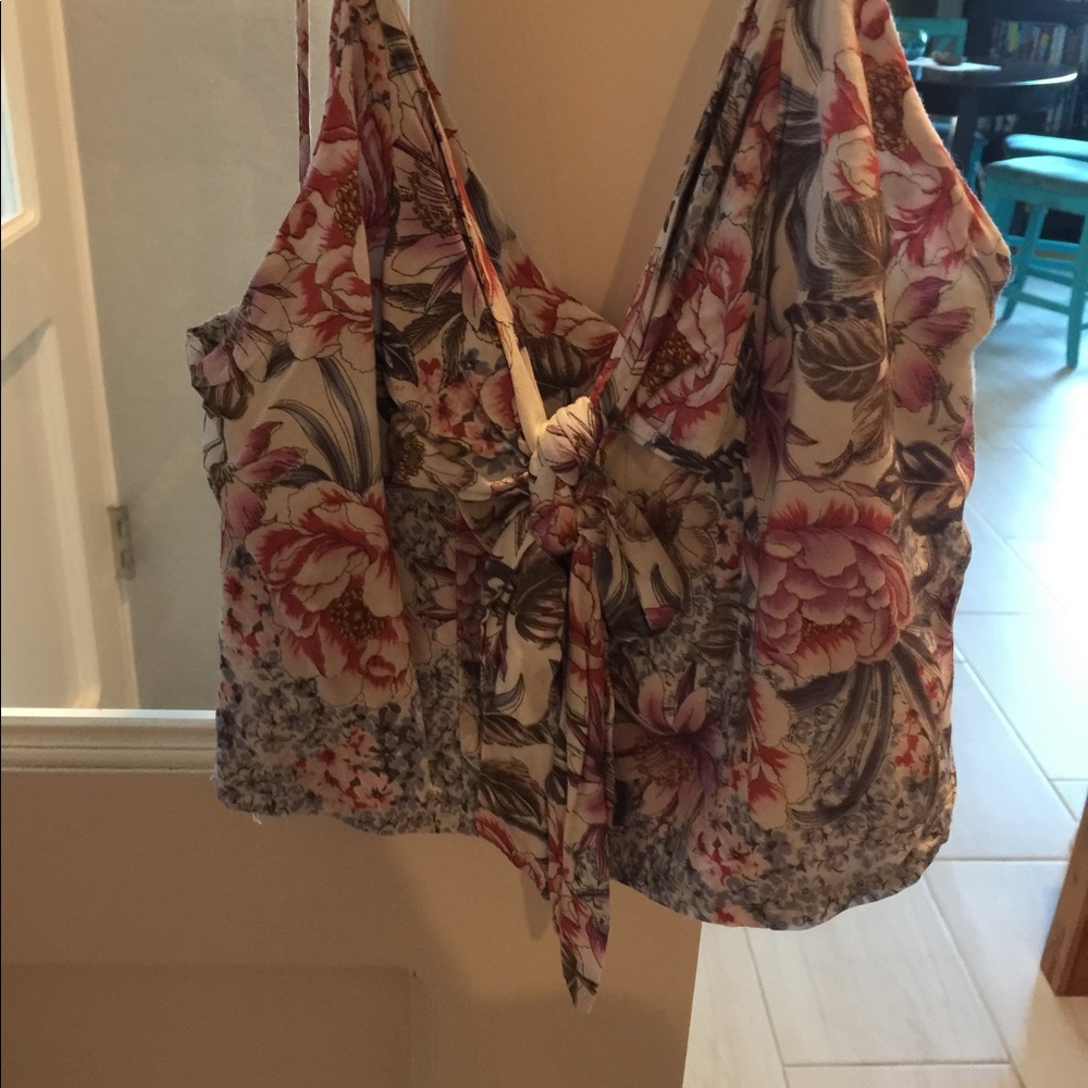 Crop top tank botique